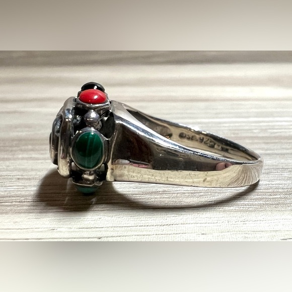 Designer (SE) Sterling Silver Turquoise, Coral, & Onyx Filigree Ring, Size 8, 5g - Picture 3 of 12